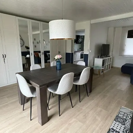 Au Bord De L'o Holiday home *