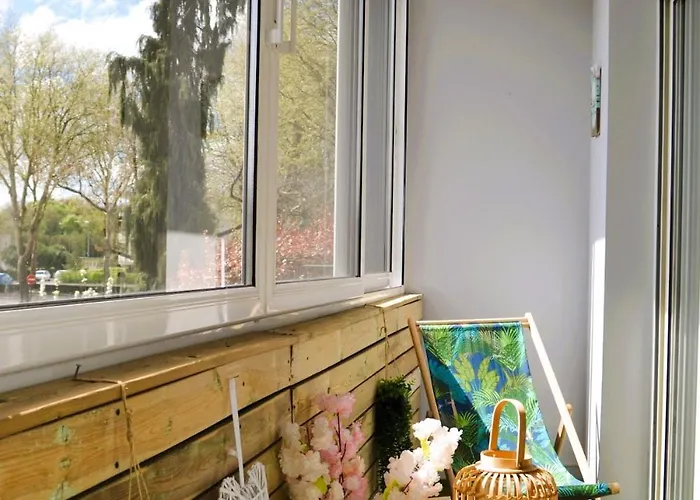 Au Bord De L'o 펜션 생로